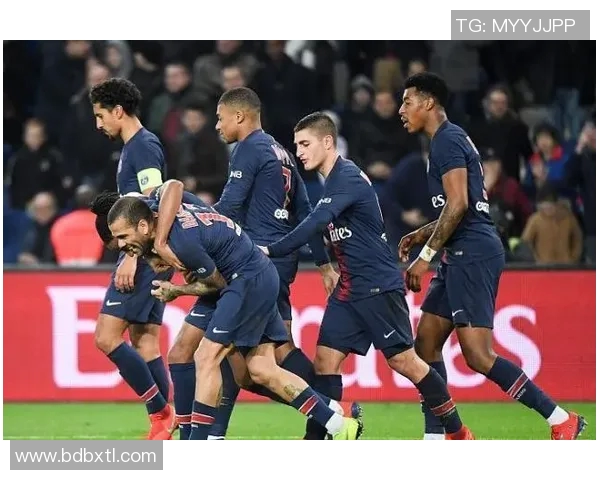 拜仁4球大胜对手展现强大实力重回巅峰之路 拜仁4球大胜对手展现强大实力重回巅峰之路